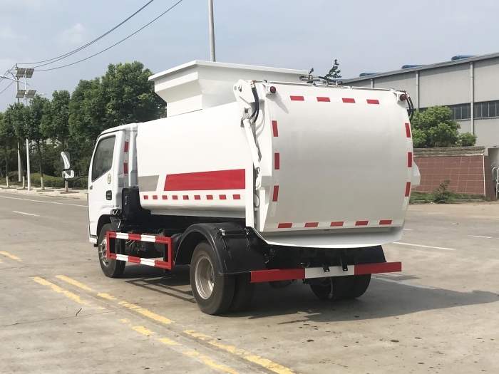 東風(fēng)多利卡餐廚垃圾車